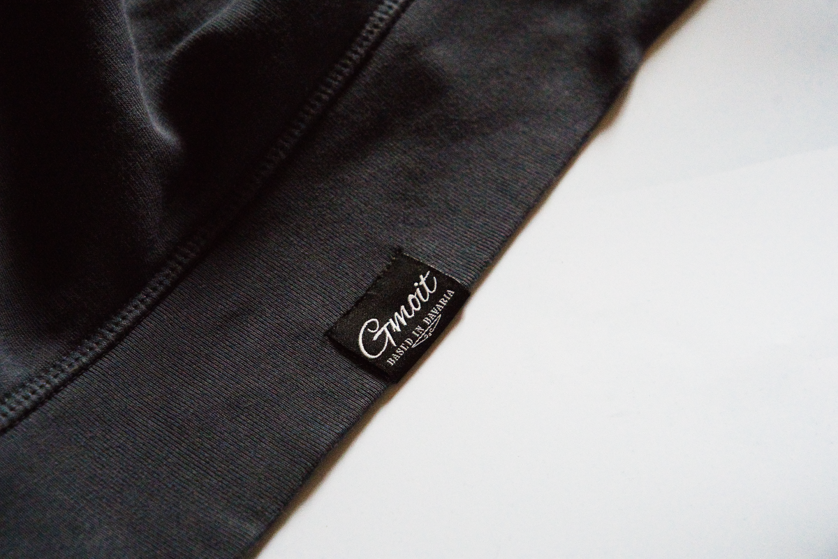 Gmoit NEW LOGO BLACK - Organic Basic Unisex Sweatshirt